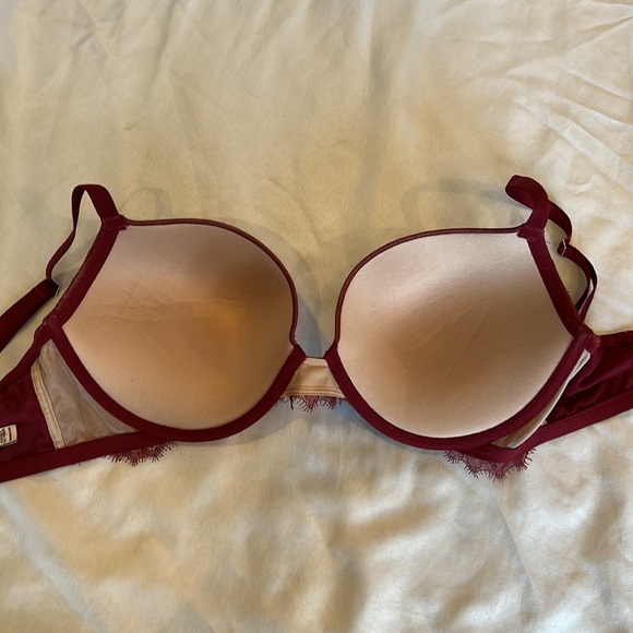 Lace Victoria’s Secret dream angels push up bra 34DD - Picture 3 of 3
